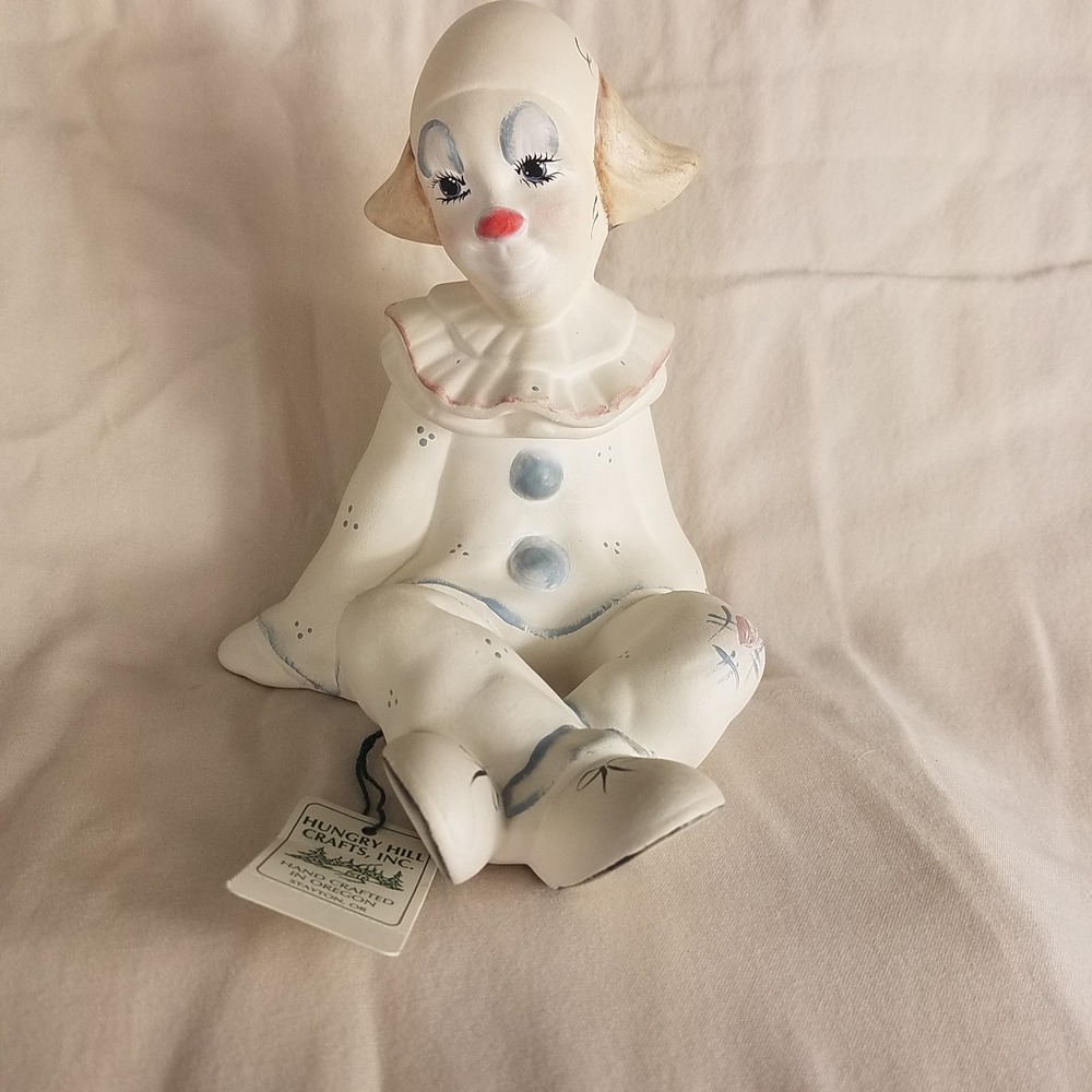 Hungry Hill Crafts Ceramic Clown Hand Crafted Oregon Pierrot 6.25 in NWT‎